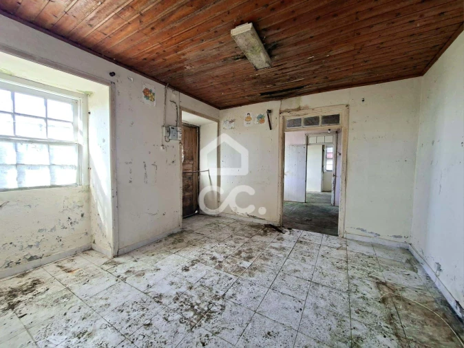 Moradia T2 para Venda em Santa Barbara Foto 10