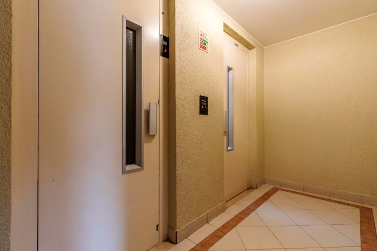 Apartamento T3 para Venda em Rio de Mouro Foto 4