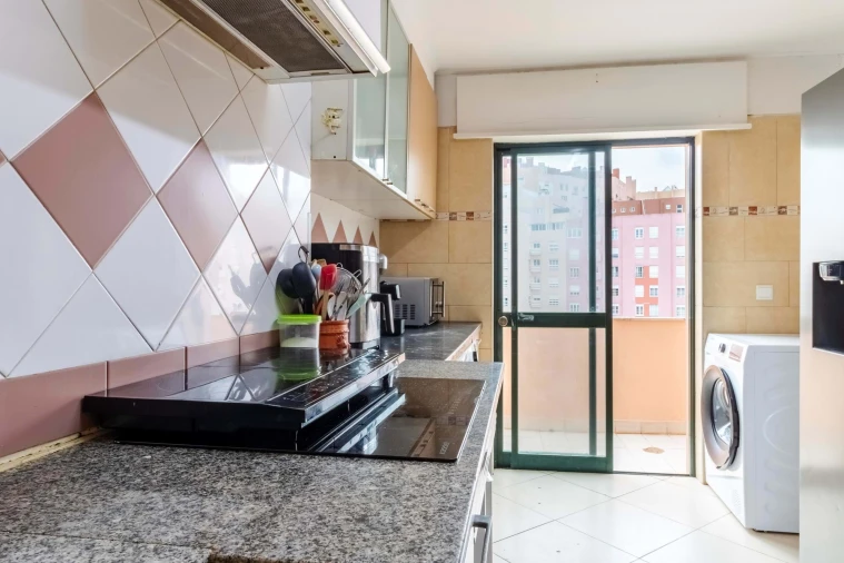 Apartamento T3 para Venda em Rio de Mouro Foto 14