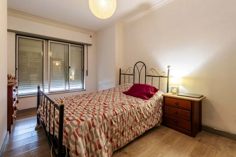 Apartamento T3 para Venda em Rio de Mouro Foto 20