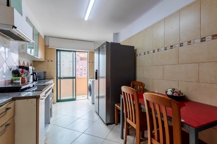 Apartamento T3 para Venda em Rio de Mouro Foto 13