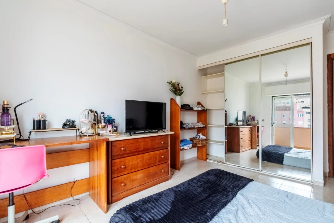 Apartamento T3 para Venda em Rio de Mouro Foto 36