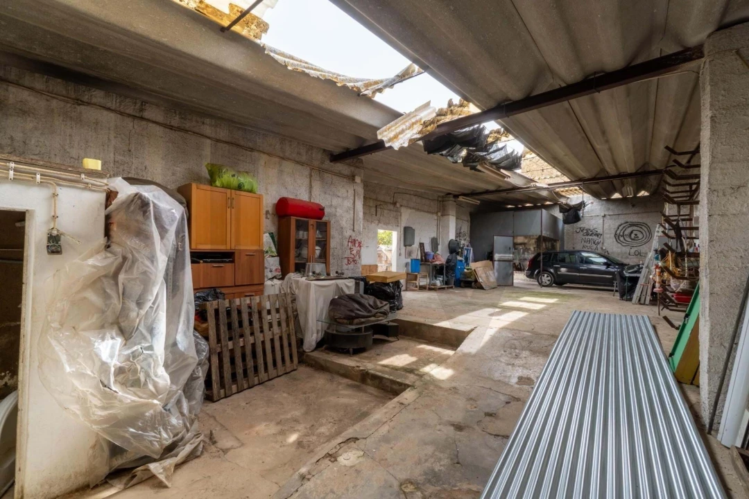 Moradia T4 para Venda em Lagos (São Sebastião e Santa Maria) Foto 28