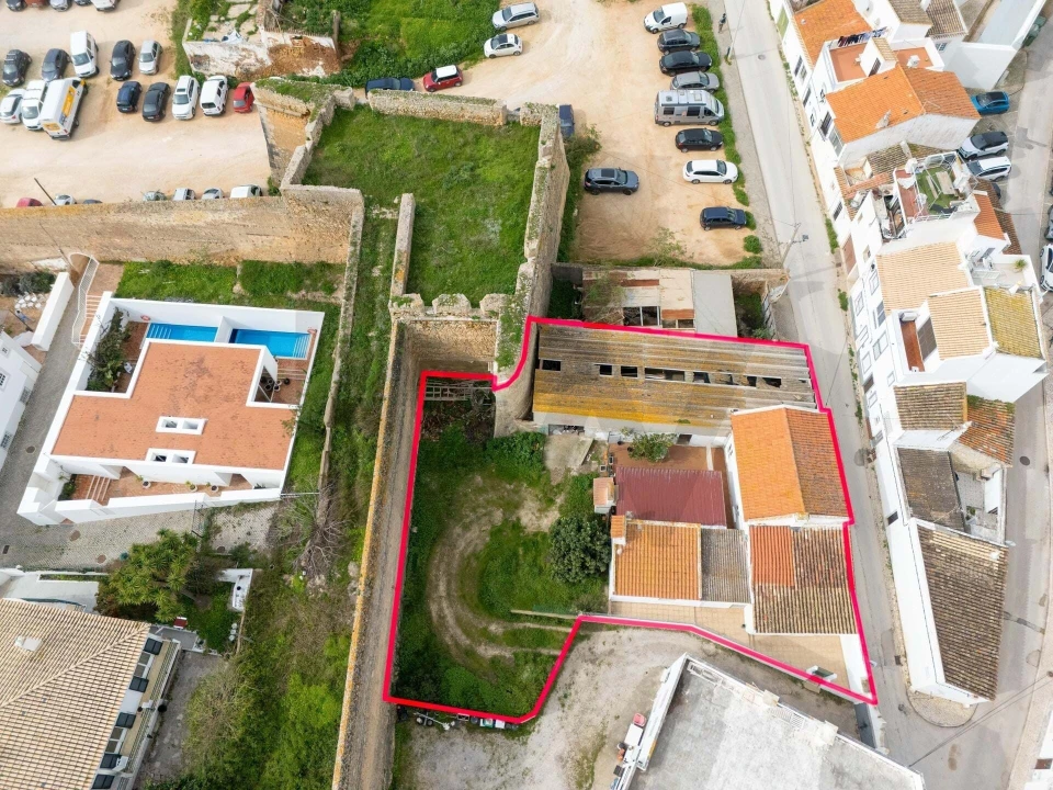 Moradia T4 para Venda em Lagos (São Sebastião e Santa Maria) Foto 3