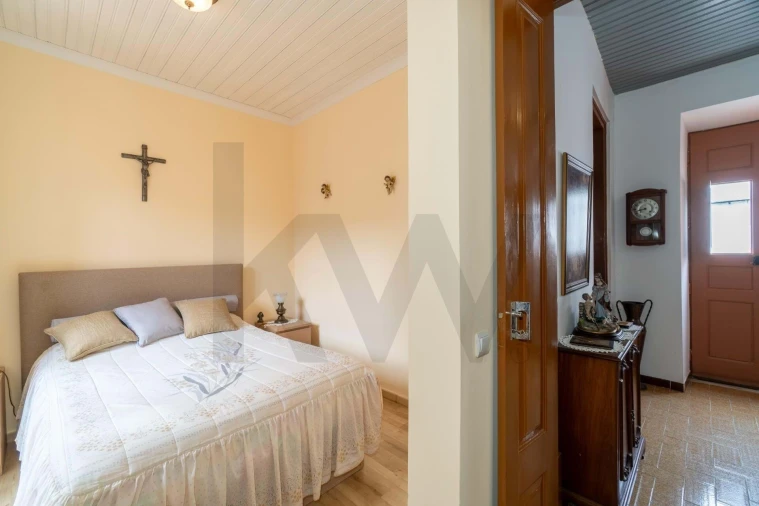 Moradia T4 para Venda em Lagos (São Sebastião e Santa Maria) Foto 22