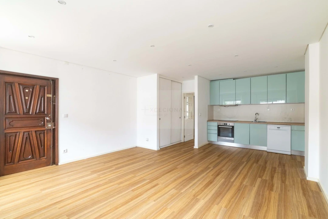 Apartamento T2 para Venda em Valongo Foto 3