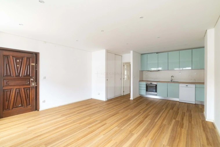 Apartamento T2 para Venda em Valongo Foto 3