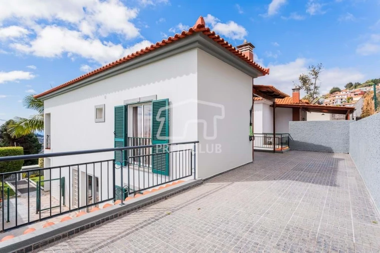 Moradia T3 para Venda em São Roque Foto 20