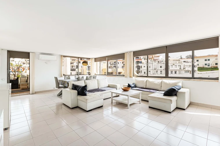 Apartamento T2 para Venda em Albufeira e Olhos de Água Foto 5