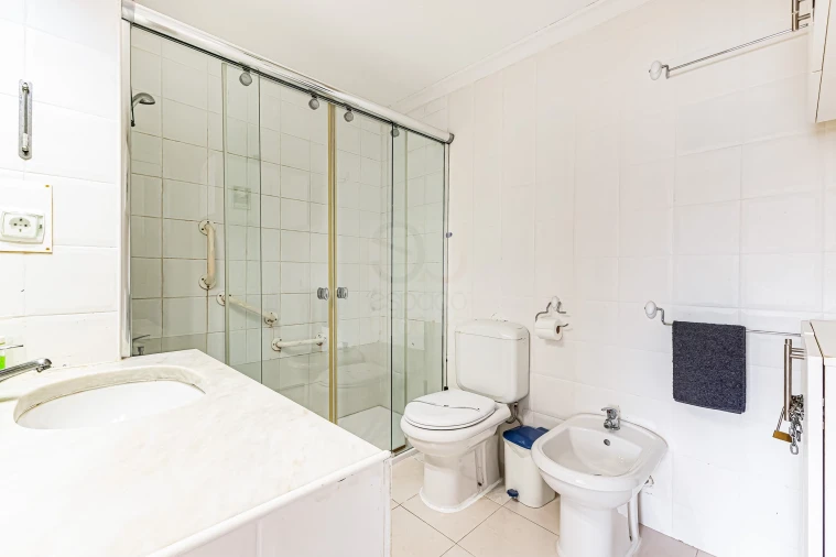 Apartamento T2 para Venda em Albufeira e Olhos de Água Foto 20