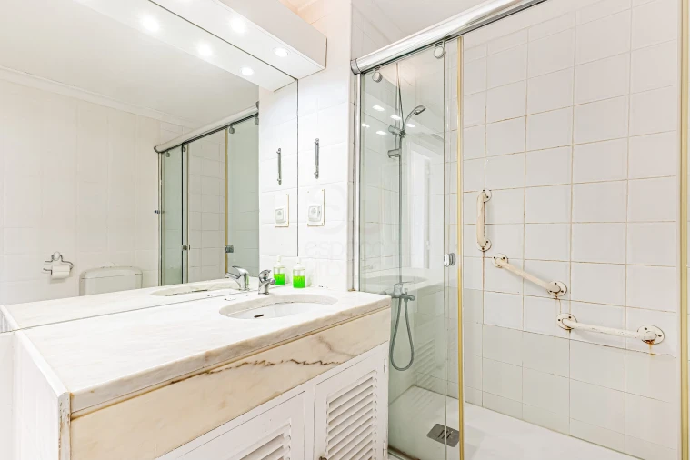 Apartamento T2 para Venda em Albufeira e Olhos de Água Foto 21