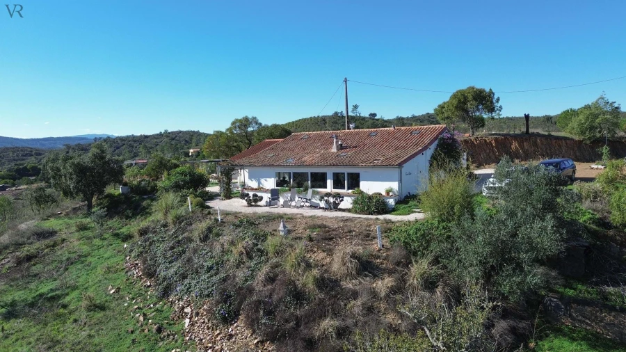 Moradia T3 para Venda em São Marcos da Serra Foto 24