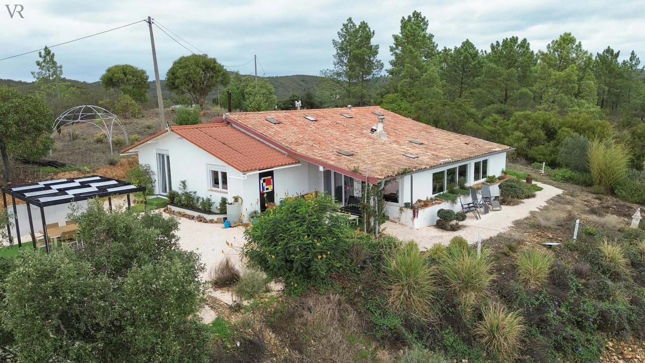 Moradia T3 para Venda em São Marcos da Serra Foto 3