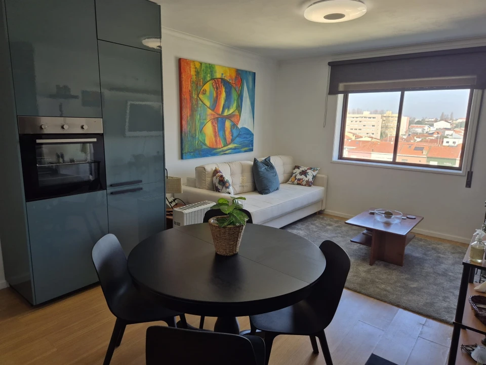 Apartamento T1 para Venda em São Mamede de Infesta e Senhora da Hora Foto 2