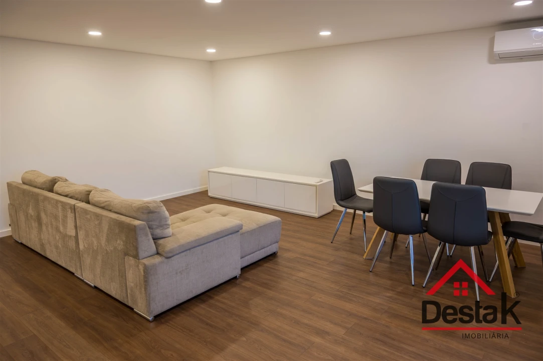 Apartamento T3 para Arrendamento em Viseu Foto 3