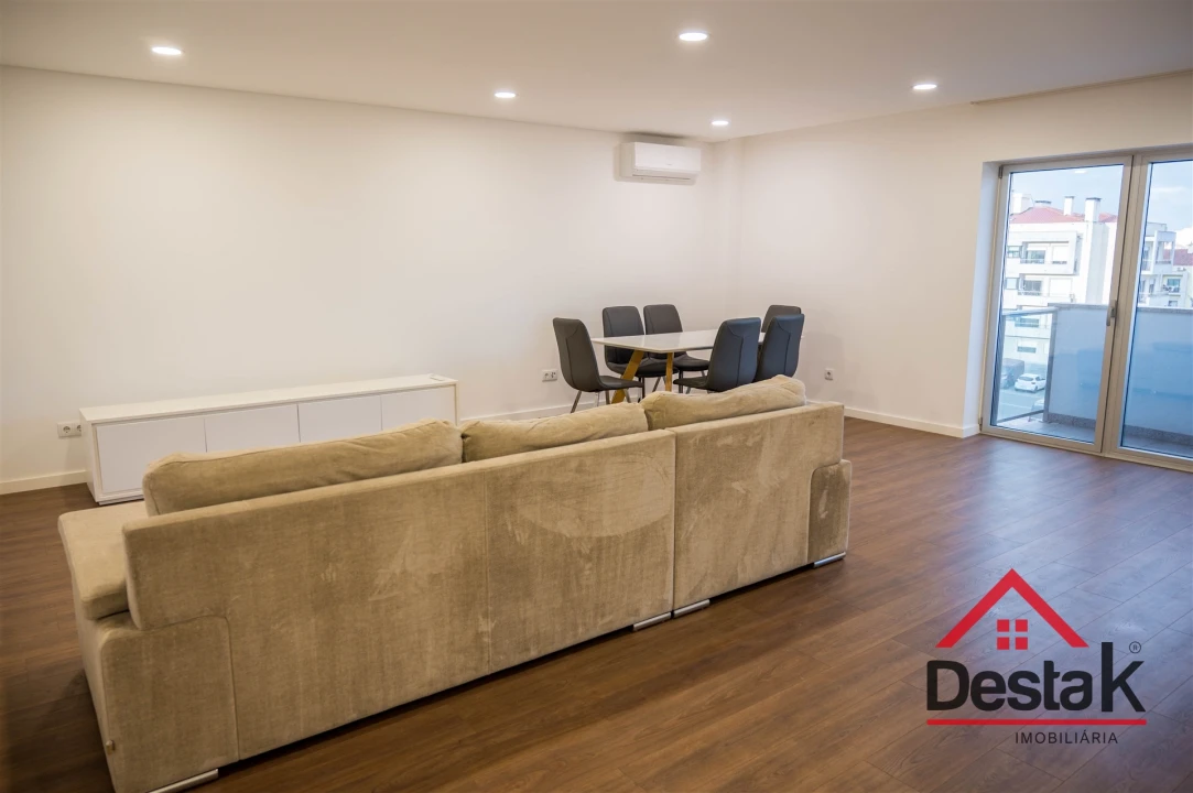 Apartamento T3 para Venda em Viseu Foto 4