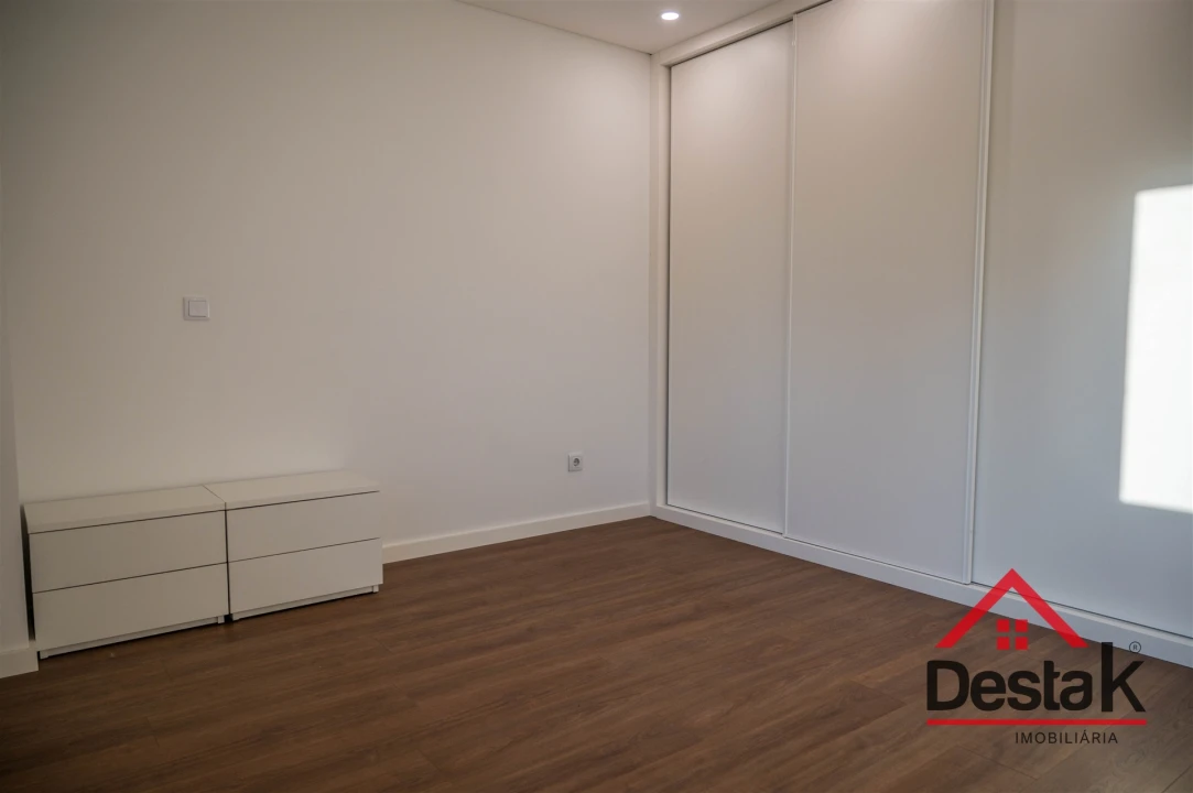 Apartamento T3 para Venda em Viseu Foto 12