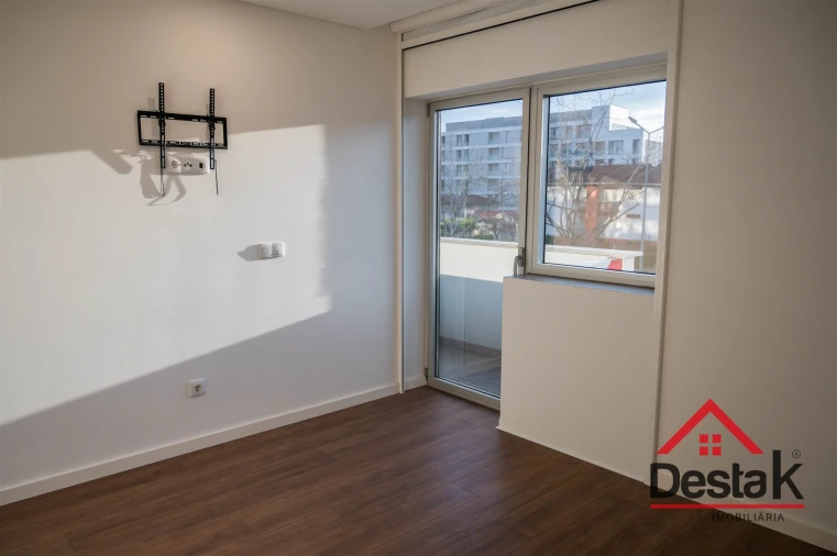 Apartamento T3 para Venda em Viseu Foto 11