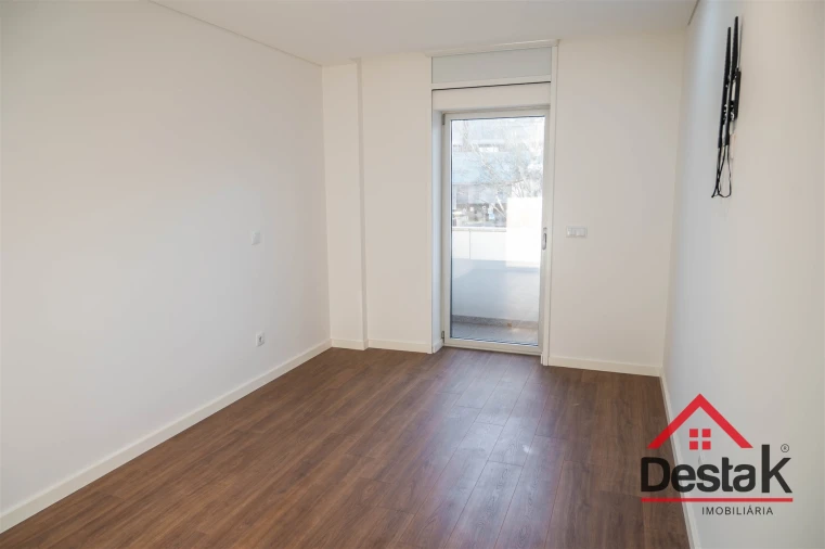 Apartamento T3 para Venda em Viseu Foto 16