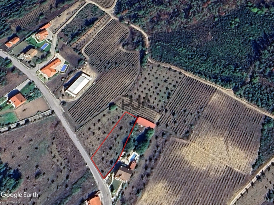 Terreno para Venda em Sezures Foto 7