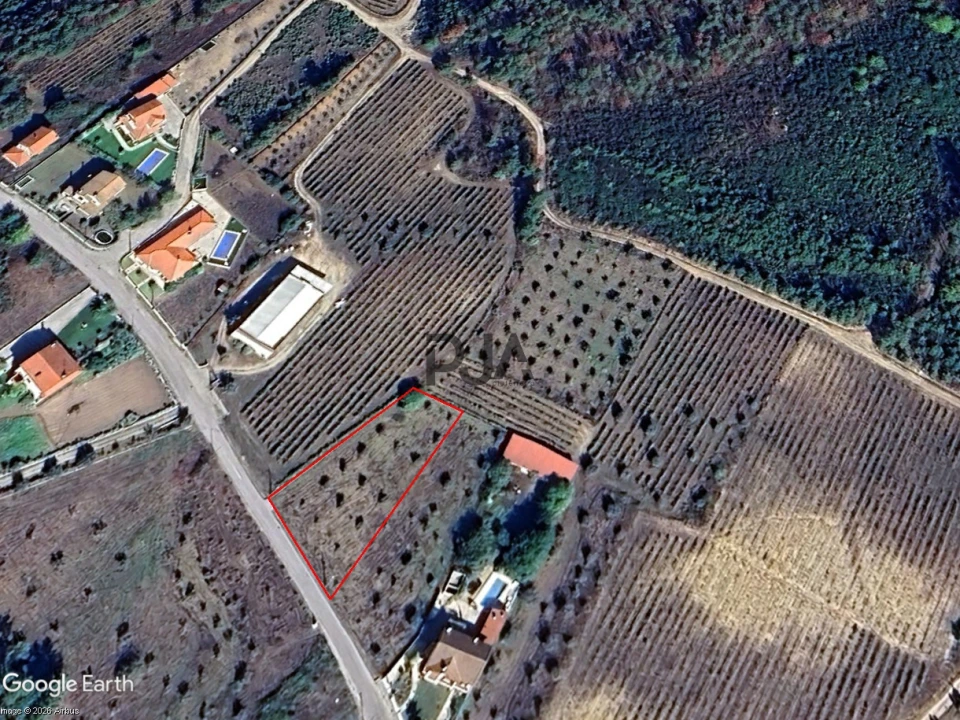 Terreno para Venda em Sezures Foto 7