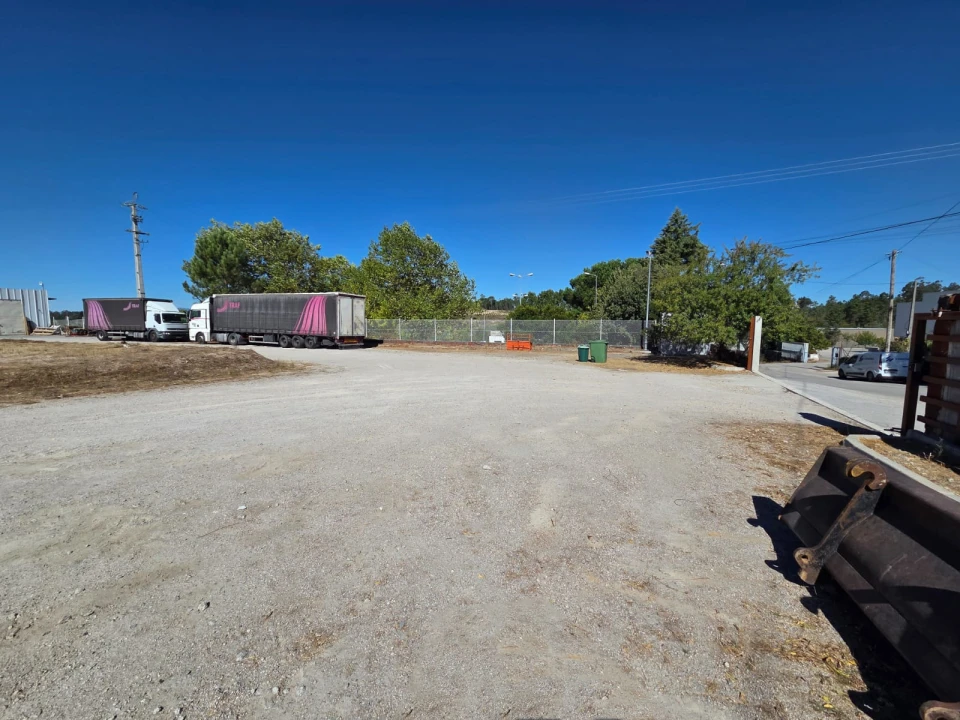 Terreno para Venda em Nelas Foto 5