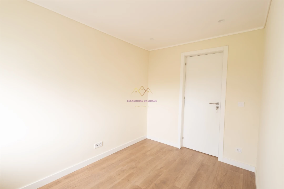 Apartamento T3 para Venda em Olivais Foto 10