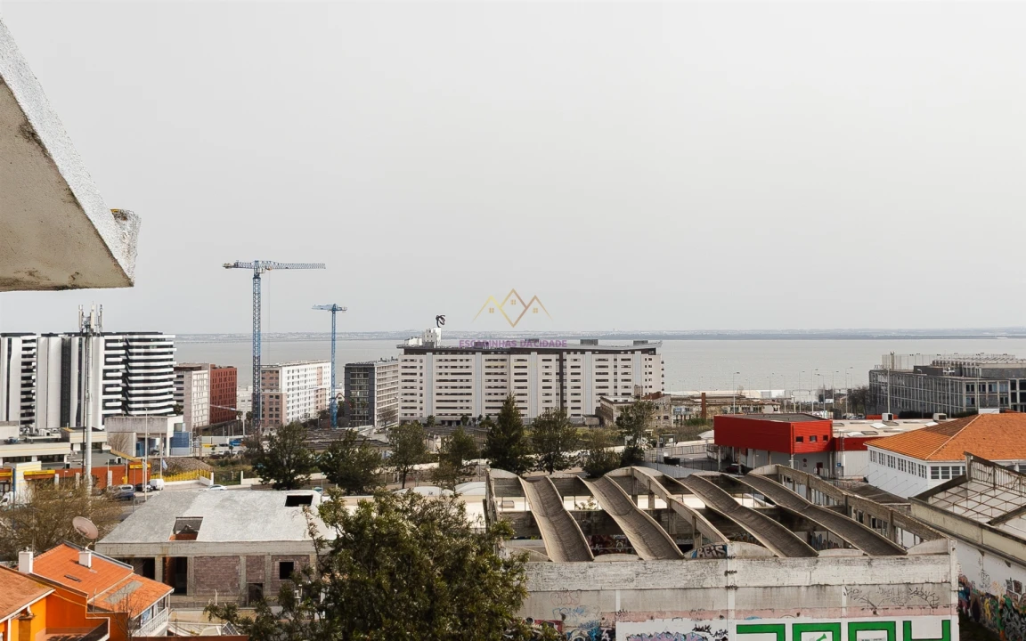 Apartamento T3 para Venda em Olivais Foto 20