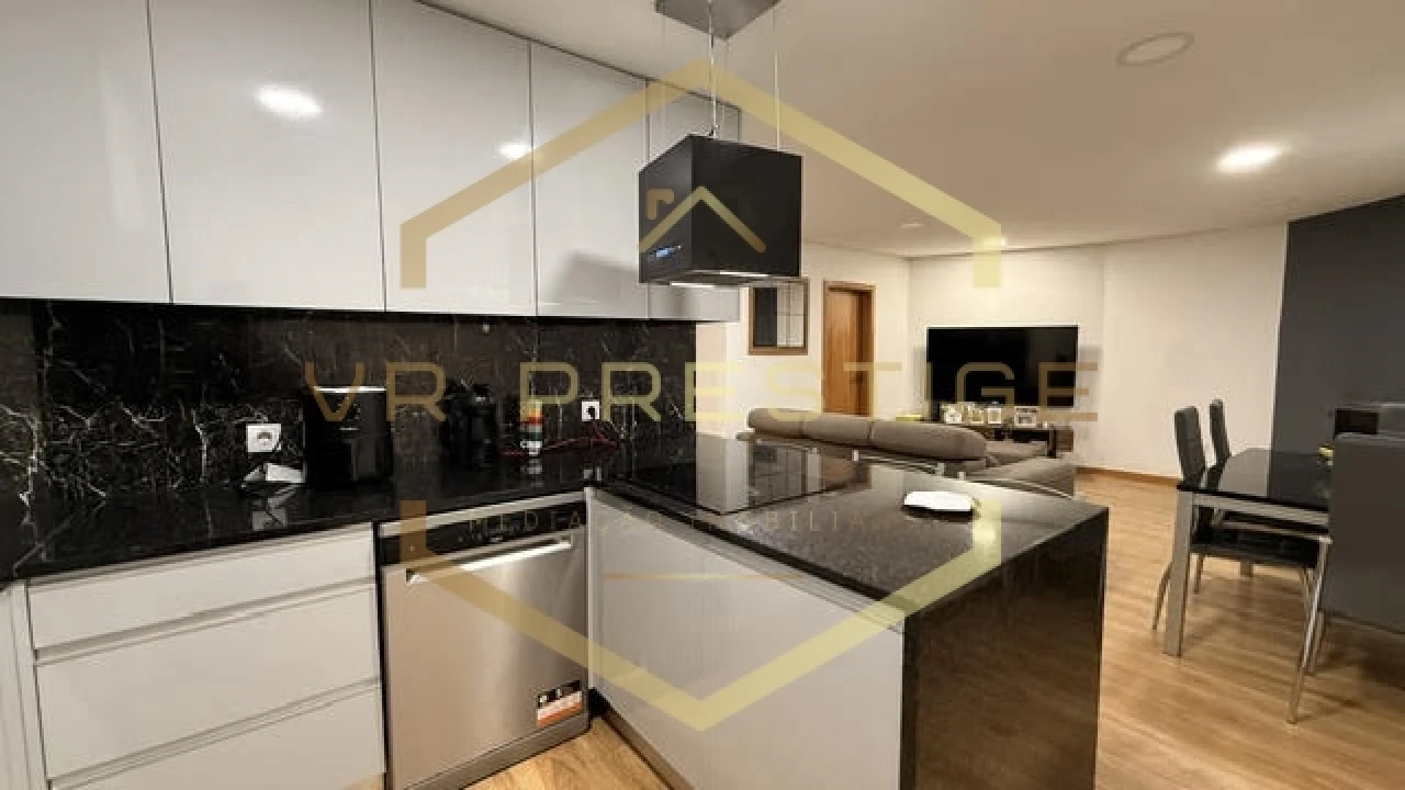 Apartamento T3 para Venda em Póvoa de Varzim, Beiriz e Argivai Foto 1