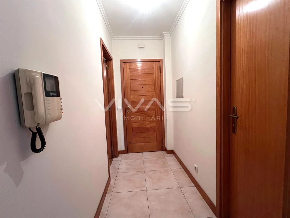 Apartamento T1 para Arrendamento em São Vitor (Braga) Foto 5