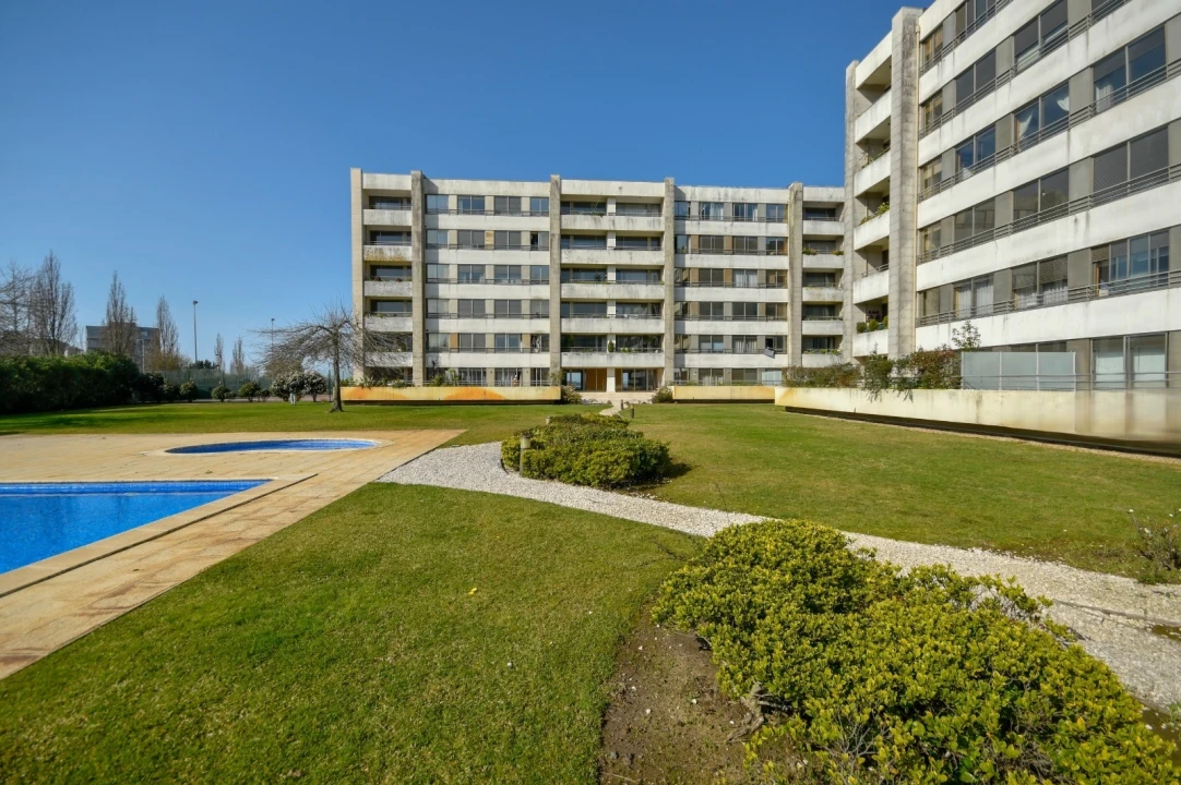 Apartamento T2 para Venda em Moreira Foto 29