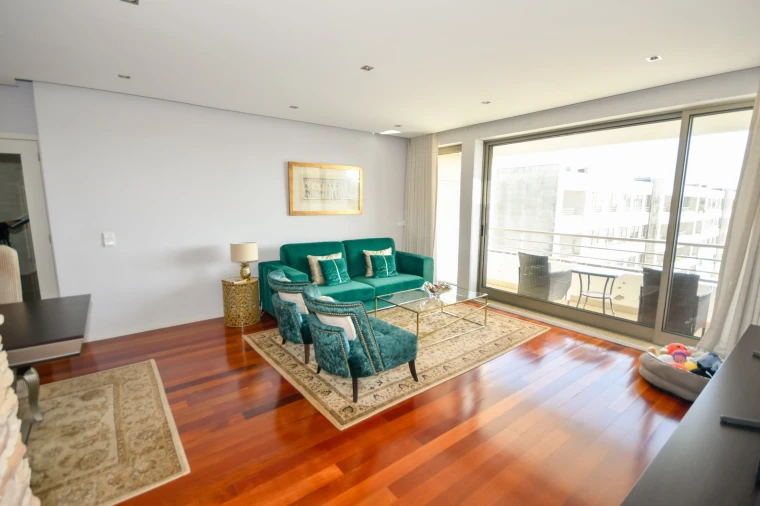 Apartamento T2 para Venda em Moreira Foto 9