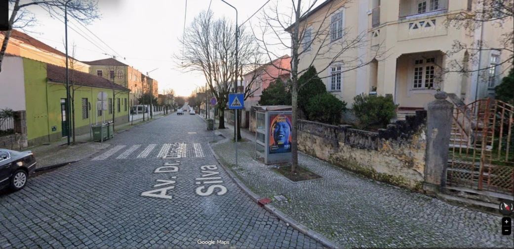 Apartamento T3 para Arrendamento em Sé Nova, Santa Cruz, Almedina e São Bartolomeu Foto 1