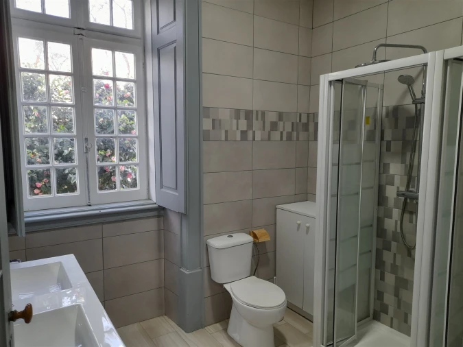 Apartamento T3 para Arrendamento em Sé Nova, Santa Cruz, Almedina e São Bartolomeu Foto 8