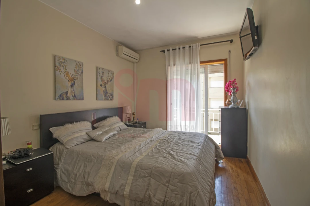 Apartamento T3 para Venda em Santa Eulália Foto 16
