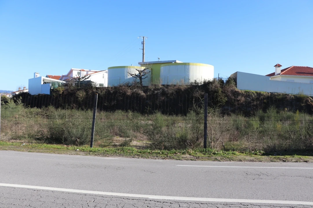 Terreno para Venda em Lodares Foto 11