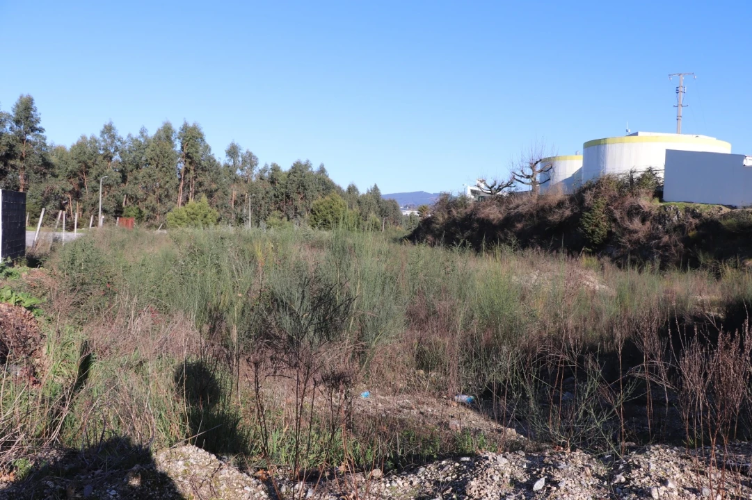 Terreno para Venda em Lodares Foto 12