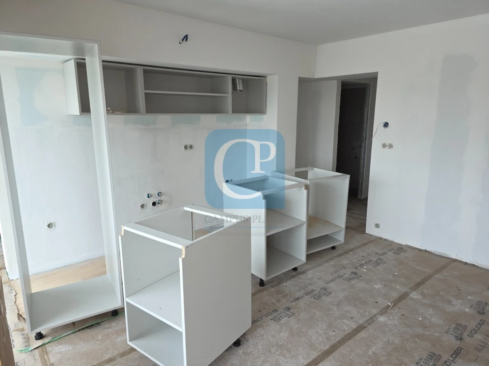 Apartamento T1 para Venda em Pedrouços Foto 5
