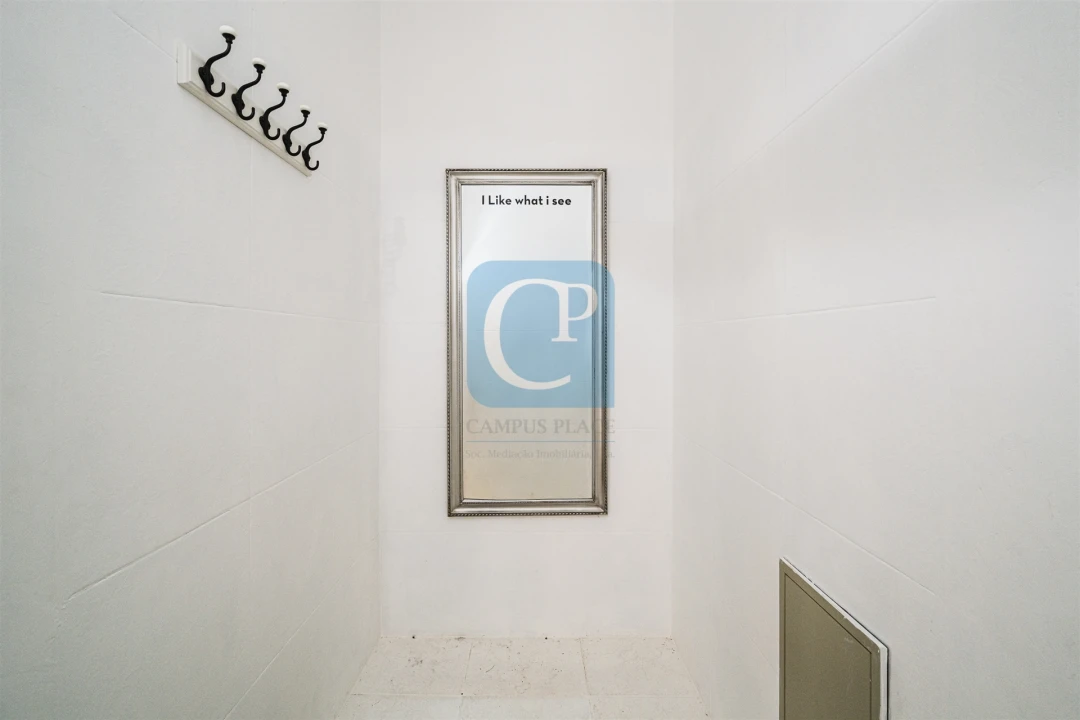 Loja para Venda em Santa Maria da Feira, Travanca, Sanfins e Espargo Foto 9