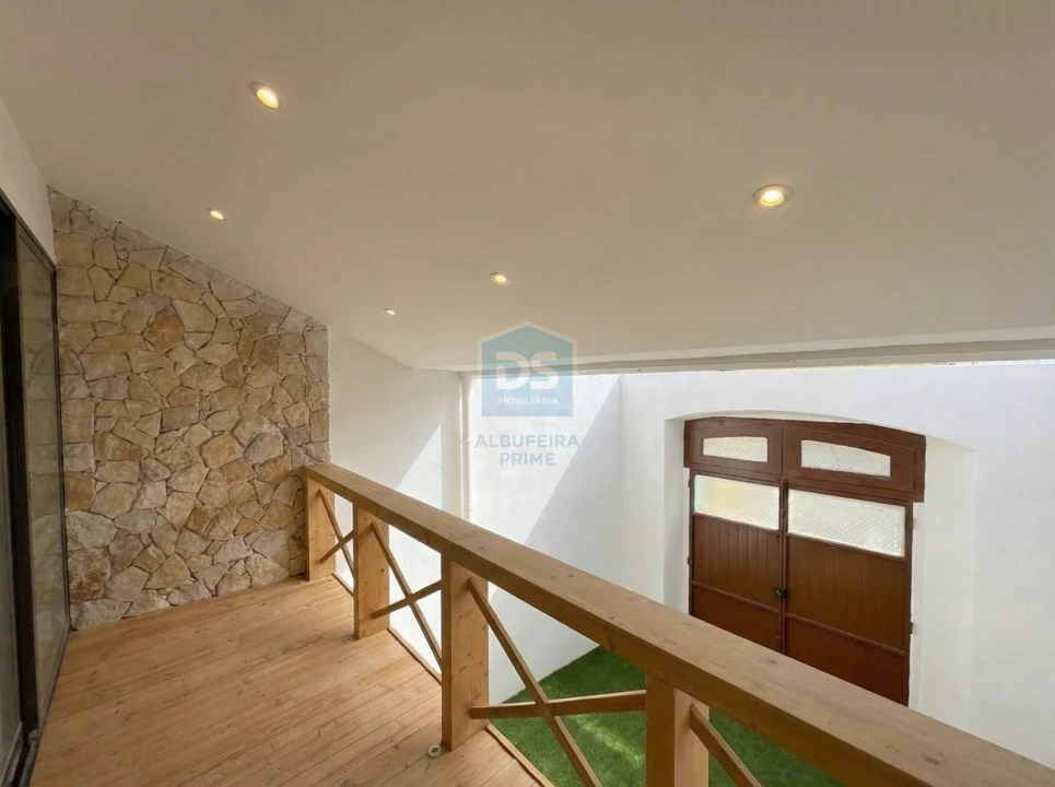Apartamento T1 para Venda em Portimão Foto 11