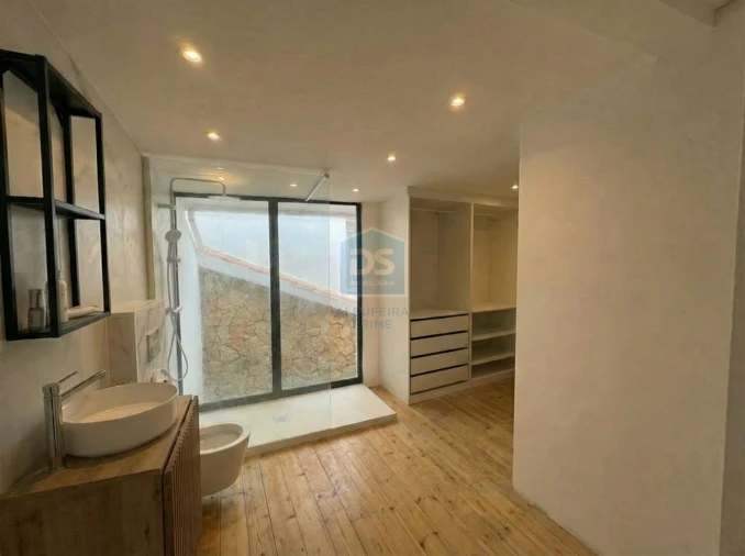 Apartamento T1 para Venda em Portimão Foto 16