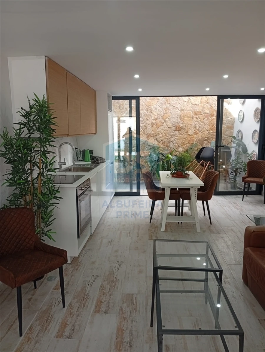 Apartamento T1 para Venda em Portimão Foto 5