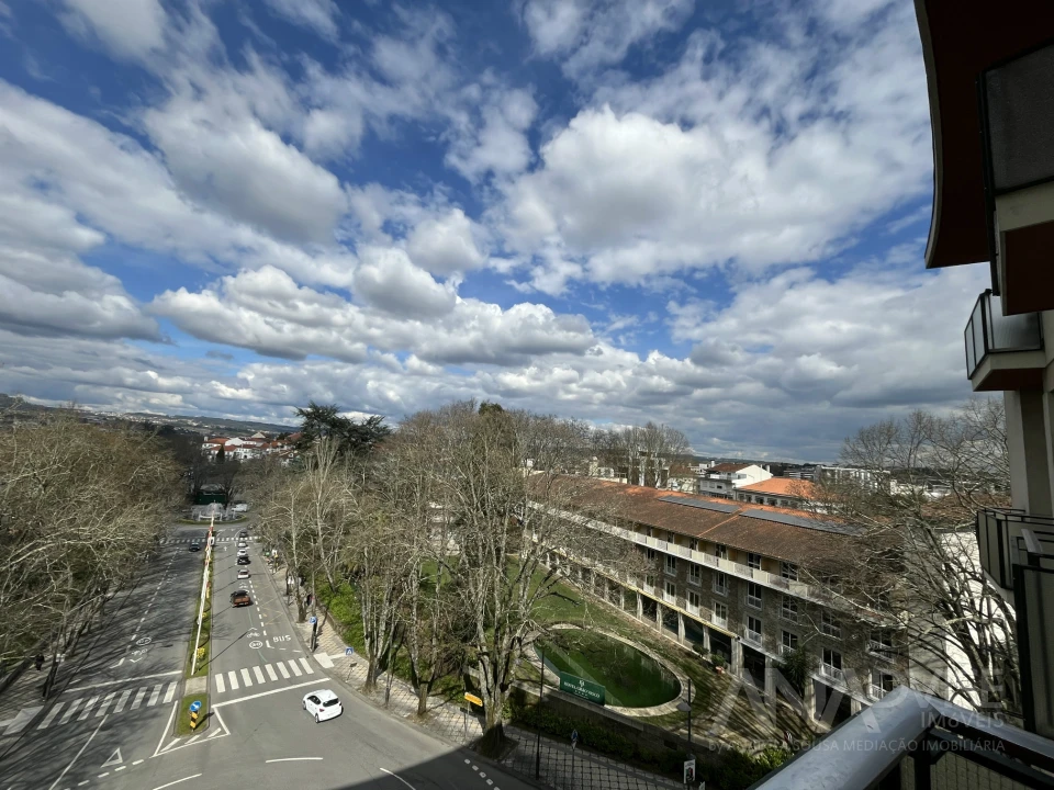 Apartamento T2 para Arrendamento em Viseu Foto 7