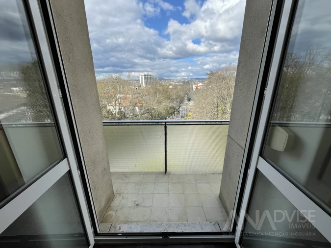Apartamento T2 para Arrendamento em Viseu Foto 19