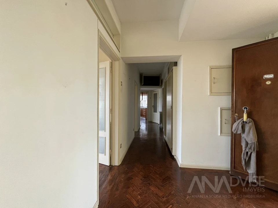 Apartamento T2 para Arrendamento em Viseu Foto 3