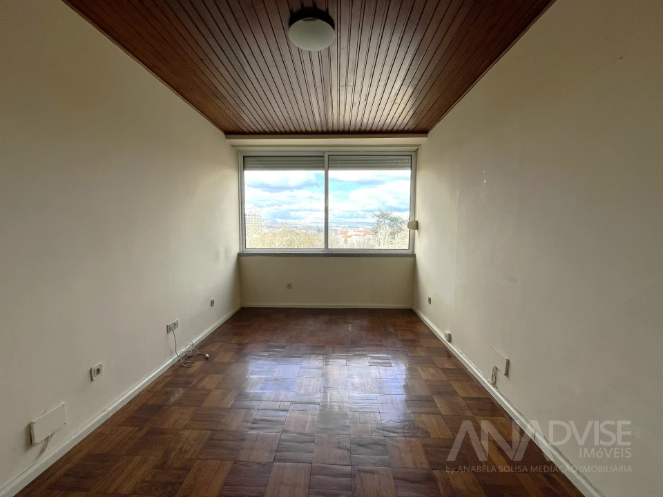 Apartamento T2 para Arrendamento em Viseu Foto 8