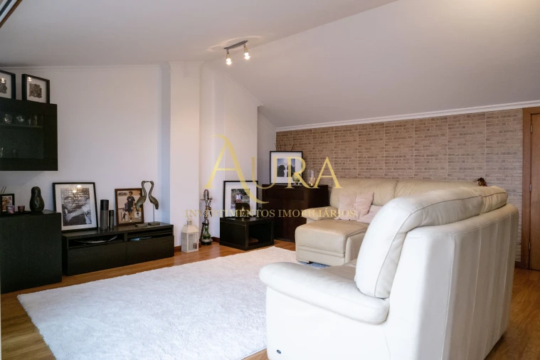 Moradia T4 para Venda em Perafita, Lavra e Santa Cruz do Bispo Foto 3