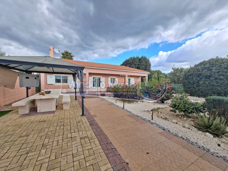 Moradia T4 para Venda em Marinhais Foto 3