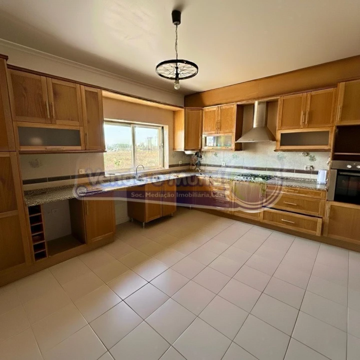 Moradia T4 para Venda em Salvaterra de Magos e Foros de Salvaterra Foto 12