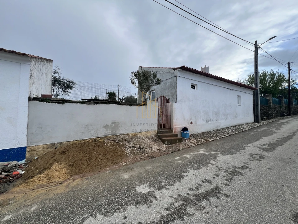 Moradia T1 para Venda em Capelins (Santo Antonio) Foto 4